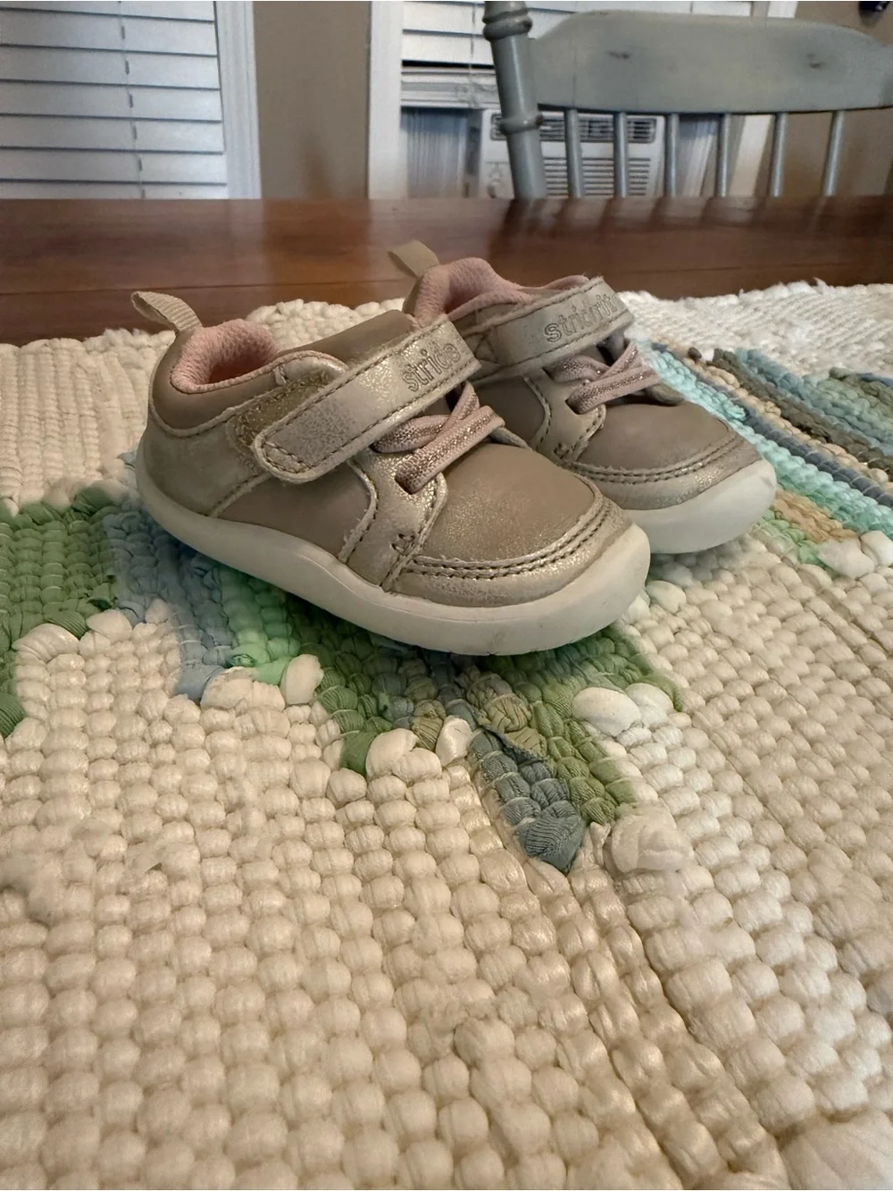 Stride Rite Silver and Pink Toddler Hook-and-Loop Sneakers